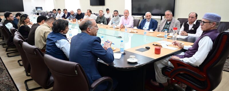 وزیر اعلیٰ نے سیاحت کے اہم اسٹیک ہولڈرزکے ساتھ منعقدہ ایک میٹنگ کی صدارت کی