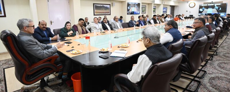 وزیر اعلیٰ عمر عبداللہ کا بجٹ تجاویز پر جلد عمل در آمد پر زور