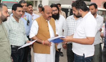 نائب وزیرا علیٰ نے ڈاک بنگلہ نوشہرہ میں تعمیراتی کاموں کی پیش رفت کا جائزہ لیا