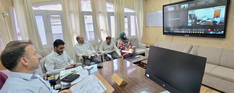 مشن ڈائریکٹر جل شکتی نے ڈویژنوں کی جائزہ میٹنگ کی صدارت کی