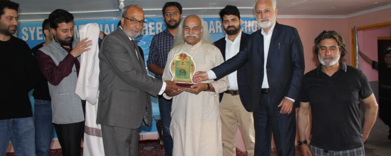 حقیقی تعلیم انسان کو اْس کے مقصدِ حیات سے روشناس کراتا ہے/ پروفیسر ایچ سی ورما