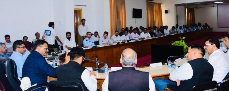 رانا نے راجوری میں ترقیاتی سرگرمیوں کا جائیزہ لیا