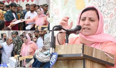 سکینہ ایتو نے ڈی ایچ پورہ میں معذورافراد میں مصنوعی ایڈز، معاون آلات تقسیم کئے