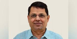 شانت منو نے طالب علموں کو مبارک باد دی اور بوس کی کارکردگی کو سراہا