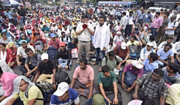 بیروزگار اساتذہ بالآخر احتجاج کرنے پر مجبور