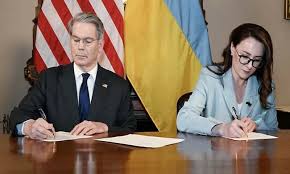 امریکا اور یوکرین میں کئی ماہ کے مذاکرات کے بعد معدنیات کے مشترکہ استعمال کا معاہدہ طے