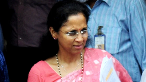 ایئر انڈیا کی ناقص سروس پر سپریا سولے برہم، پرواز میں تاخیر پر برہمی کا اظہار