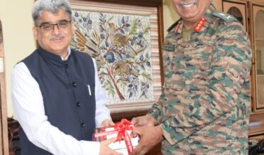 چیف سیکرٹری نے بی آر او چیف کے ساتھ جاری مختلف سڑک منصوبوں کا جائزہ لیا