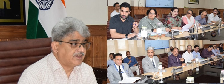 ہماری کوشش جی ایم سیز میں مستقل طور پر خدمات کو اپ گریڈ کرنے کی ہونی چاہئیے