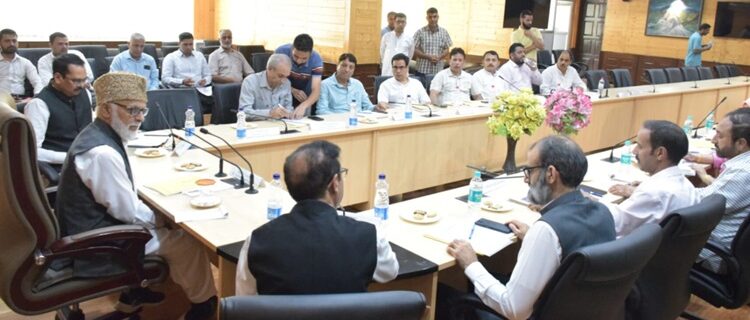 پبلک اَنڈر ٹیکنگز کمیٹی کی تعارفی و جائزہ میٹنگ منعقد