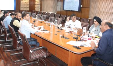 جے کے ایچ ایچ سی کو منافع بخش بنانے پر توجہ مرکوز کی جا رہی ہے ۔ سریندر چودھری