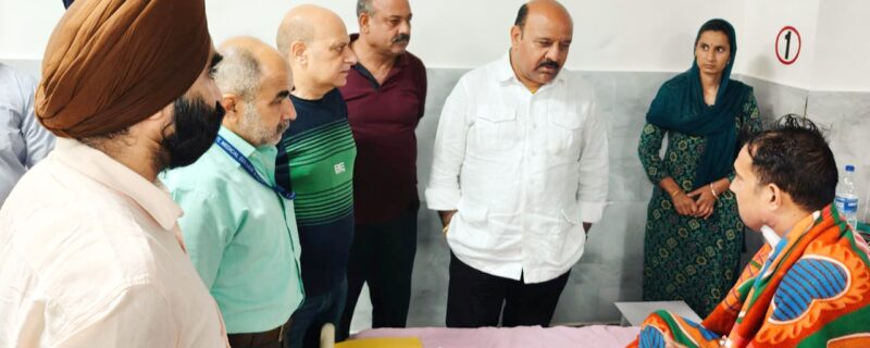 نائب وزیر اعلیٰ نے جی ایم سی اور سپر سپیشلٹی ہسپتال میں صحت کی دیکھ بھال کی سہولیات کا جائیزہ لیا