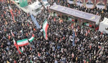 ایران کے شہید اعلیٰ فوجی کمانڈرز اور شہریوں کی نماز جنازہ