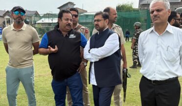 ستیش شرما نے ڈون اسکول سرینگر میں ای وی سی ایل لیگ ٹرائلز کا افتتاح کیا