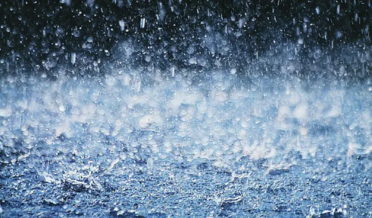 مانسون کی پہلی بارش سے موسم ہوا خوشنما پر لیکر آئی ساتھ میں پانی جمع ہونے کی پریشانی