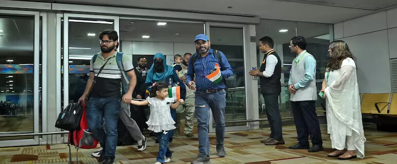 آپریشن سندھو: 272 ہندوستانی اور تین نیپالی ایران سے دہلی پہنچے