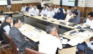 چیف سیکرٹری نے جے کے سی آئی پی کے زرعی شعبے کی ترقی کیلئے پہلی جائزہ میٹنگ کی صدارت کی