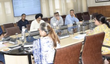 چیف سیکرٹری نے تعمیل میں کمی کے اَقدامات کی پیش رفت کا جائز ہ لیا