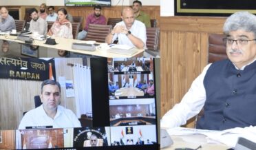 چیف سیکرٹری نے سرکاری کارکردگی کے بہترین مظاہرہ کرنے والوں کو اعزاز دینے کیلئے ’سمپورناتہ سمان ‘کی تیاریوں کا جائزہ لیا