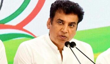 دہلی میں گاڑیوں کی بڑھتی چوری ایک سنگین مسئلہ، بی جے پی کی ٹرپل انجن حکومت بے بس نظر آ رہی:دیویندر یادو