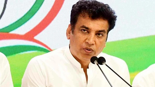 دہلی میں گاڑیوں کی بڑھتی چوری ایک سنگین مسئلہ، بی جے پی کی ٹرپل انجن حکومت بے بس نظر آ رہی:دیویندر یادو