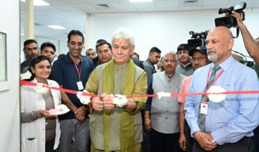 لیفٹیننٹ گورنر نے دیرپا اور زیرو ویسٹ یاترا کیلئے دیہی ترقی محکمہ کی آئی اِی سی مہم کا آغاز کیا