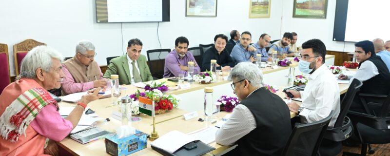 لیفٹیننٹ گورنر نے جموں وکشمیر میں’’ پردھان منتری ٹی بی مُکتی بھارت ابھیان‘‘ کی پیش رفت کا جائزہ لیا