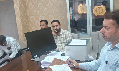 مشن ڈائریکٹر جل جیون مشن نے جموں وکشمیر میں زمینی پانی پر مبنی سکیموں کی پیش رفت کاجائزہ لیا