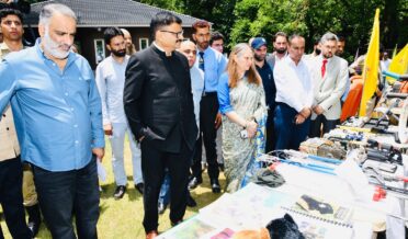 جاوید احمد رانا نے داچھی گام میں وائلڈ لائف پروٹیکشن کے اہلکاروںکو اعزازات سے نوازا