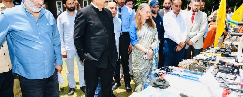 جاوید احمد رانا نے داچھی گام میں وائلڈ لائف پروٹیکشن کے اہلکاروںکو اعزازات سے نوازا