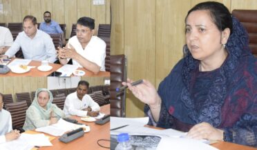 سکینہ اِیتو نے کلسٹر یونیورسٹی سری نگر کے کام کاج کا جائزہ لیا