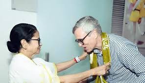 کولکتہ میں سیاحتی میلہ، عمر عبداللہ اور ممتا بنرجی کی ملاقات