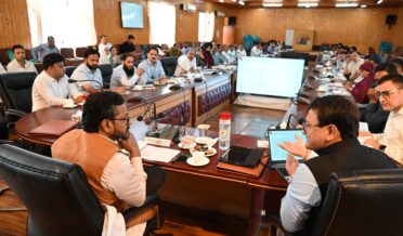 مرکزی جوائنٹ سیکرٹری نے بارہمولہ کی نیتی آیوگ کے ’ اسپریشنل ڈِسٹرکٹ پروگرام‘ کے تحت ترقی کی پیش رفت کا جائزہ لیا