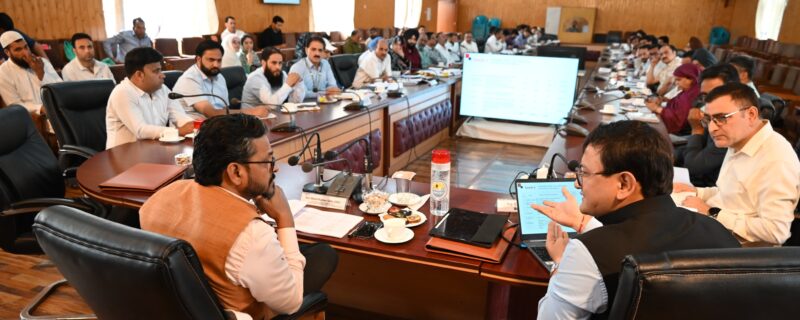 مرکزی جوائنٹ سیکرٹری نے بارہمولہ کی نیتی آیوگ کے ’ اسپریشنل ڈِسٹرکٹ پروگرام‘ کے تحت ترقی کی پیش رفت کا جائزہ لیا