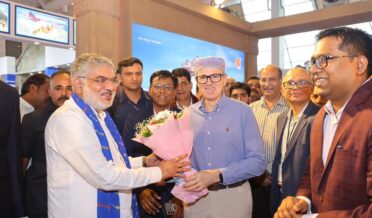 وزیر اعلیٰ عمر عبداللہ نے احمد آباد میں ٹریول اینڈ ٹوراِزم میلے کا اِفتتاح کیا