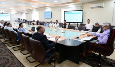 وزیر اعلیٰ نے سرینگر اور جموں ماسٹر پلانوں اور بلڈنگ بائی لاز کا جائیزہ لیا