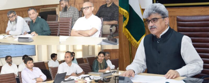 چیف سیکرٹری نے سری نگر میں آبی ٹرانسپورٹ اور جھیلوں کے تحفظ کے اَقدامات کا جائزہ لیا
