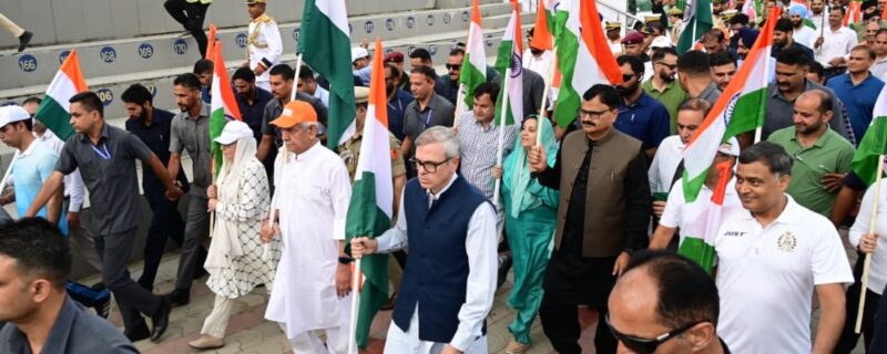 وزیر اعلیٰ عمر عبداللہ نے شہریوں سے ’ترنگا ریلی ‘ میں قومی پرچم کے وقار کو برقرار رکھنے پر زور دیا