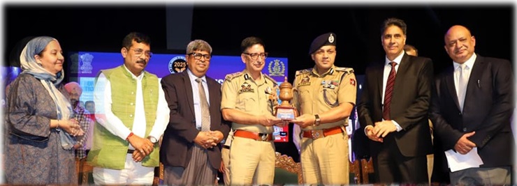 J&K Crime Branch holds conference on Anti Human Tariffing