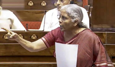 نرملا سیتا رمن نے نظر ثانی شدہ انکم ٹیکس بل 2025 کو پارلیمنٹ میں کیا پیش