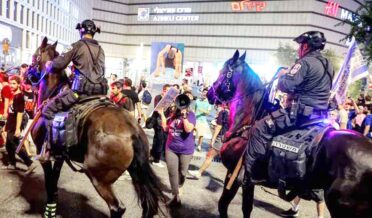 اسرائیل میں غزہ میں جنگ کی توسیع کیخلاف ہزاروں افراد کا مظاہرہ