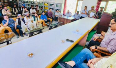 جاوید رانا نے بانڈی پورہ میں کشمیر فارسٹ ٹریننگ سکول کا دورہ کیا