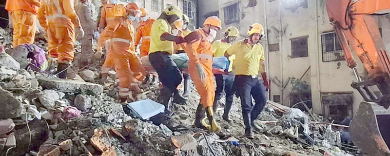 ویرار میں عمارت منہدم ‘ مہلوکین کی تعداد 17 ہوگئی