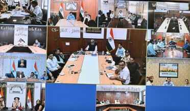 چیف سیکرٹڑی نے جموں و کشمیر میں سیلاب کے بعد بحالی کے کاموں کا جائیزہ لیا