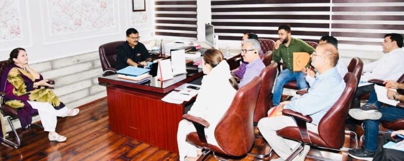 جاوید رانا نے حبہ کدل حلقہ میں پانی کے مسائل سے نمٹنے کیلئے اقدامات کا جائزہ لیا