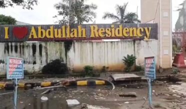 یوپی وزیر کا الزام سوسائٹی میں صرف اقلیتوں کی گنجائش۔ بلڈرز کا انکار