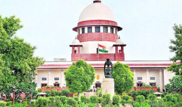 ریاستی گورنر اسمبلی سے منظورہ بلز کو غیرمعینہ مدت تک نہیں روک سکتے