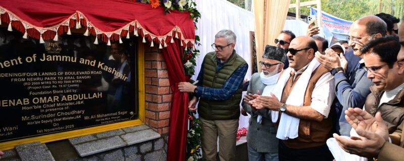 وزیر اعلیٰ نے بلیوارڈروڈ کی چوڑائی اور فور لیننگ کا سنگِ بنیاد رکھا