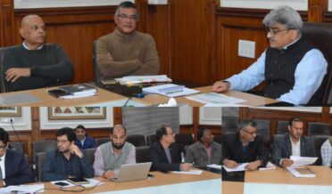 چیف سیکرٹری نے سرحدی دیہاتوں کی ہمہ جہتی ترقی کیلئے وائبرنٹ وِلیج پروگرام