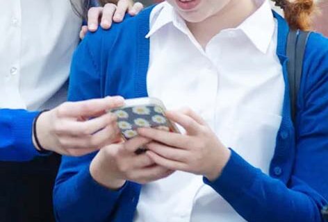 15 سال سے کم عمر بچوں کیلئے سوشل میڈیا کے استعمال پر پابندی